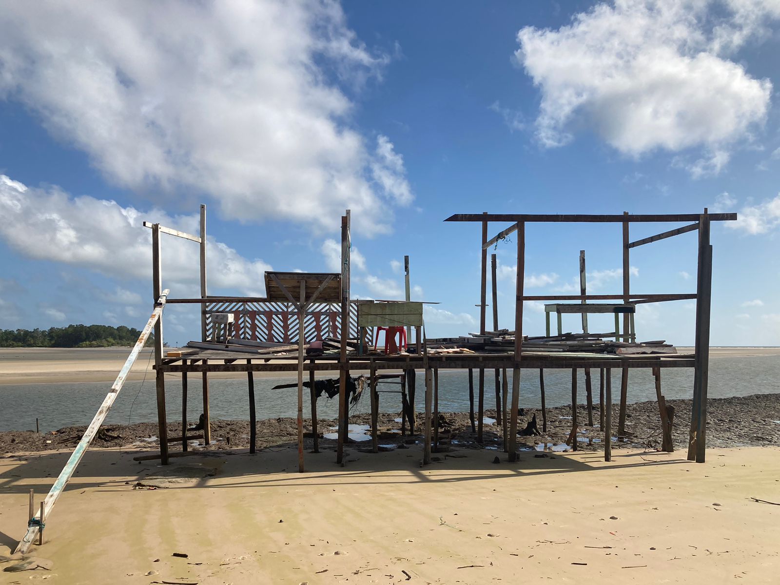 Destroyed house on the Pesqueiro Beach